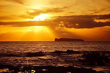 Maui sunset, Kahoolawe in distance, Wailea, Maui, Hawaii, United States of America