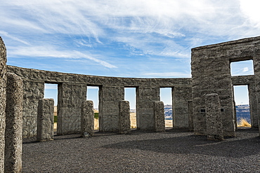 A Stonehenge replica memorializes World War I, Maryhill, Washington, United States of America