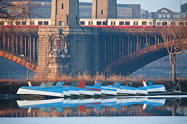 Train moving on the bridge with sail boats in the river, Longfellow Bridge, Charles River, Boston, Suffolk County, Massachusetts, USA