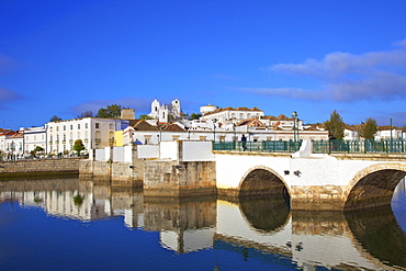 Roman Bridge, Tavira, Eastern Algarve, Algarve, Portugal, Europe