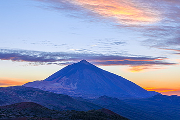 Mount Teide at sunset, UNESCO World Heritage Site, Tenerife, Canary Islands, Spain, Atlantic Ocean, Europe,