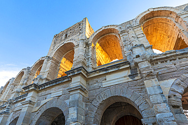 Arles Amphitheatre, UNESCO World Heritage Site, Arles, Bouches-du-Rhone, Provence-Alpes-Cote d'Azur, France, Western Europe