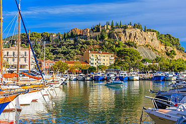 The Harbour at Cassis, Cassis, Bouches du Rhone, Provence-Alpes-Cote d'Azur, France, Western Europe