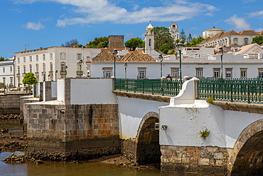 The Tavira Roman Bridge over the River Gilao, Tavira, Algarve, Portugal, Iberian Peninsula, South Western Europe