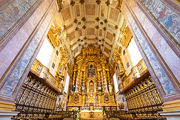 Altar Area, Porto Cathedral, UNESCO World Heritage Site, Porto, Norte, Portugal, Europe