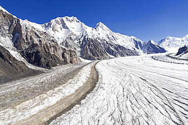 Aerial view over the Central Tian Shan Mountain range, Border of Kyrgyzstan and China, Kyrgyzstan, Central Asia, Asia