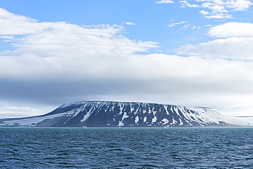 Palanderbukta Bay, Gustav Adolf Land, Nordaustlandet, Svalbard archipelago, Arctic, Norway, Europe