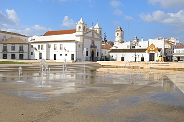 Santa Maria Church and fountain, Infante Dom Henrique Square, Lagos, Algarve, Portugal, Europe