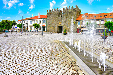 Fountain in front of King's Gate, Trancoso, Serra da Estrela, Centro, Portugal, Europe