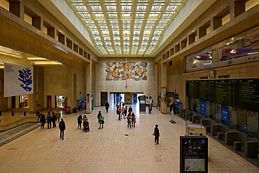 Main Hall, Brussels Central station, Brussels, Belgium, Europe