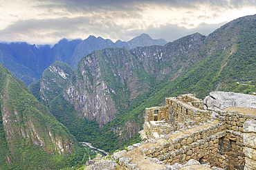 Machu Picchu, UNESCO World Heritage Site, ruined city of the Incas, Andes Cordillera, Urubamba province, Cusco, Peru, South America