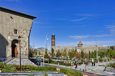 Erzurum Byzantine Castle in the Kale city Park, Erzurum, Anatolia, Turkey, Asia Minor, Asia