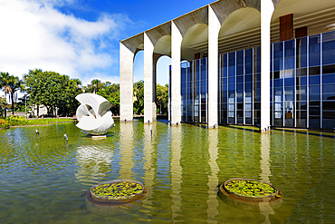 Foreign Ministry building, Itamaraty Palace (Palace of the Arches), designed by Oscar Niemeyer, UNESCO World Heritage Site, Brasilia, Federal district, Brazil, South America