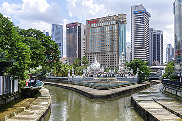 Skyscrapers along the River of Life, the rejuvenated waterfront of Klang River, Kuala Lumpur, Malaysia, Asia