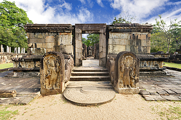 Buddha tooth relic temple, Polonnaruwa ruins of the garden-city created by Parakramabahu the Great in the 12th century, Polonnaruwa, Sri Lanka