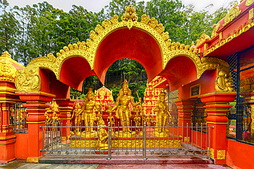 Sriramajayam Hindu Temple, Golden statues, Nuwara, Sri Lanka
