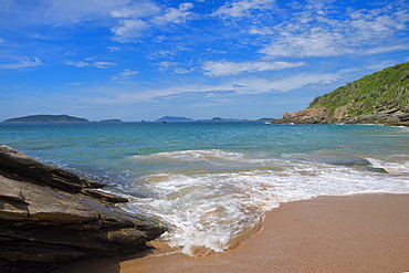 Praia das Caravelas, Rocky beach, Buzios, Rio de Janeiro State, Brazil, South America 