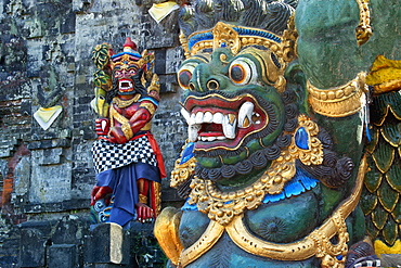 Statue, Pura Ulun Danu Batur temple, Bali, Indonesia, Southeast Asia, Asia