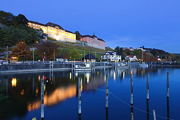 Meersburg port, New Castle (Neues Schloss) and state vineyards, Lake Constance (Bodensee), Baden Wurttemberg, Germany, Europe 