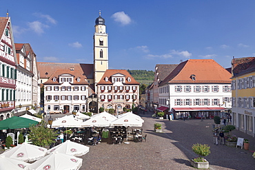 Market Square with twin houses and St. Johannes Baptist Cathedral, Bad Mergentheim, Taubertal Valley, Romantische Strasse (Romantic Road), Baden Wurttemberg, Germany, Europe