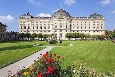 Residenz, Baroque Palace, built by Balthasar Neumann, Hofgarten Park, UNESCO World Heritage Site, Wurzburg, Franconia, Bavaria, Germany, Europe