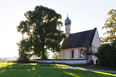 Ramsachkirche church at Murnauer Moos Moor, Murnau am Staffelsee, Upper Bavaria, Bavaria, Germany, Europe