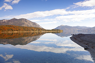 Herzogstand Mountain, Heimgarten Mountain and Jochberg Mountain reflecting in Walchensee Lake in autumn, Bavarian Alps, Upper Bavaria, Bavaria, Germany, Europe