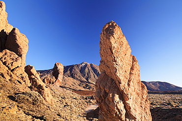 Los Roques de Garcia at Caldera de las Canadas, Pico de Teide at sunset, National Park Teide, UNESCO World Heritage Natural Site, Tenerife, Canary Islands, Spain, Europe