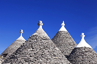 Trulli, traditional houses, Rione Monti area, Alberobello, UNESCO World Heritage Site, Valle d'Itria, Bari district, Puglia, Italy, Europe