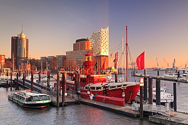 Elbphilharmonie at sunset, Elbufer, HafenCity, Hamburg, Hanseatic City, Germany, Europe