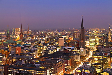 View over the city center at night, Hamburg, Hanseatic City, Germany, Europe