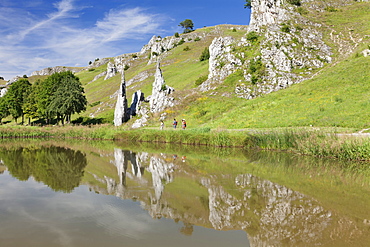 Steinerne Jungfrauen rock formation, Eselsburger Tal valley, Herbrechtingen, Swabian Alps, Baden Wurttemberg, Germany, Europe