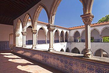 Claustro da Lavagem cloister, Convento de Cristi (Convent of Christ) Monastery, UNESCO World Heritage Site, Tomar, Portugal, Europe