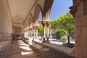 Claustro do Cemiterio cloister, Convento de Cristi (Convent of Christ) Monastery, UNESCO World Heritage Site, Tomar, Portugal, Europe