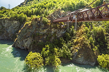 Bungee Jumping from Kawarau Bridge, Kawarau River Gorge, Queenstown, Otago, South Island, New Zealand, Pacific