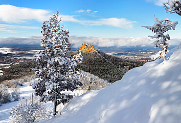 Hohenzollern Castle in winter, Swabian Alps, Baden-Wurttemberg, Germany, Europe