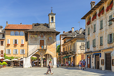 Palazotto della Comunita, Piazza Motta, Orta San Giulio, Lake Orta (Lago d'Orta), Piedmont, Italian Lakes, Italy, Europe