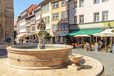 Breiter Brunnen fountain and town hall, Bad Langensalza, Bad Langensalza, Thuringia, Thuringian Basin, Germany