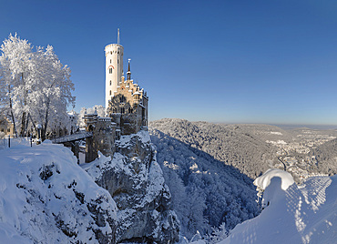 Lichtenstein Castle, Swabian Jura, Baden-Wurttemberg, Germany, Europe