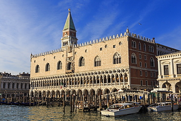 San Marco waterfront bathed in afternoon sun, Campanile and Doge's Palace, Venice, UNESCO World Heritage Site, Veneto, Italy, Europe