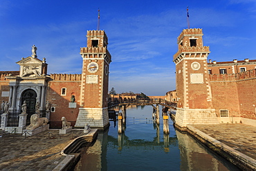 Porta Magna and Arsenale entrance (naval shipyard), in winter afternoon sun, Castello, Venice, UNESCO World Heritage Site, Veneto, Italy, Europe