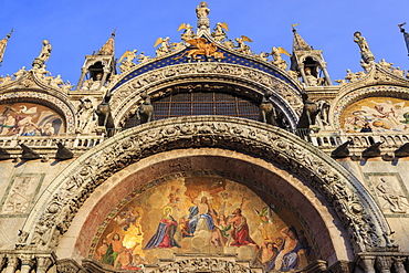 Basilica San Marco golden exterior mosaics in late afternoon sun in winter, Venice, UNESCO World Heritage Site, Veneto, Italy, Europe