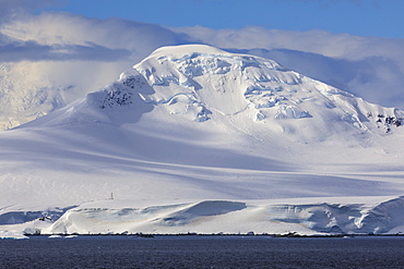 Glaciers, iceberg and misty mountains, off Cape Errera, Wiencke Island, Antarctic Peninsula, Antarctica, Polar Regions