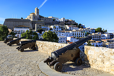 Bastion, cannons, ramparts, cathedral, Dalt Vila old town, UNESCO World Heritage Site, Ibiza Town, Balearic Islands, Spain, Mediterranean, Europe