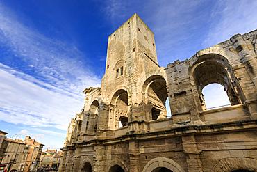 Arles Amphitheatre, Roman ruin, evening light, UNESCO World Heritage Site, Arles, Bouches du Rhone, Provence, France, Europe