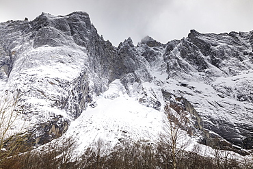 Trollveggen (Troll Wall), Europe's highest vertical rock face, Romsdalen Valley, in winter, More Og Romsdal, Norway, Scandinavia, Europe