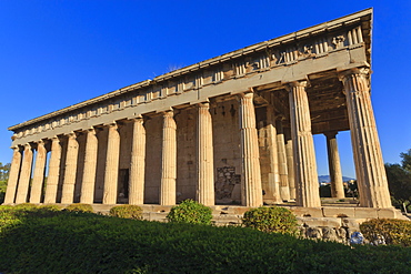 The Hephaisteion (the temple of Hephaistos), lit by early morning light, Ancient Agora of Athens, Athens, Greece, Europe