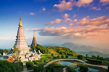 Temples at Doi Inthanon, the highest peak in Thailand, Chiang Mai Province, Thailand, Southeast Asia, Asia