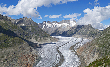 Snow in remote mountain landscape