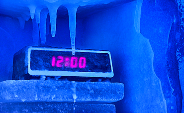 Frozen alarm clock